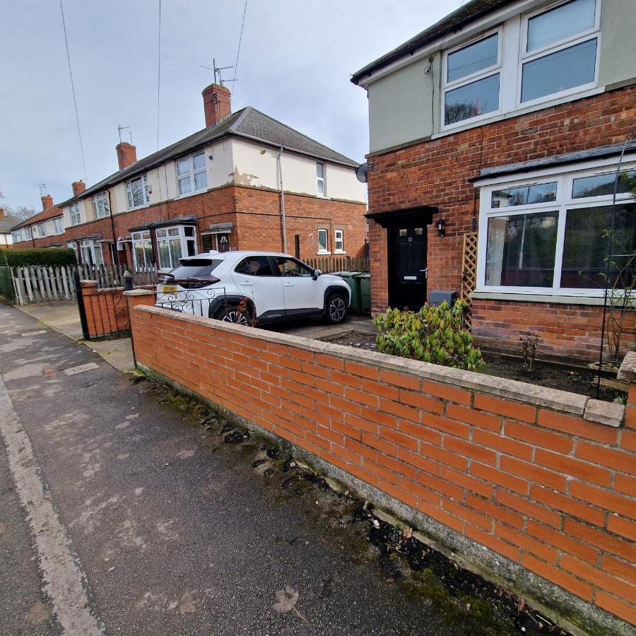 Wednesday'S Family Rooms York Exterior foto